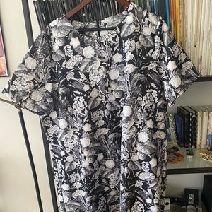 Alice & You floral B&W shift dress UK22